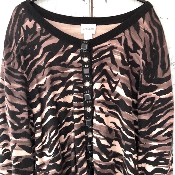 Animal print sweater in black, brown, & tan adorned with beads & rhinest… - Picture 12 of 12